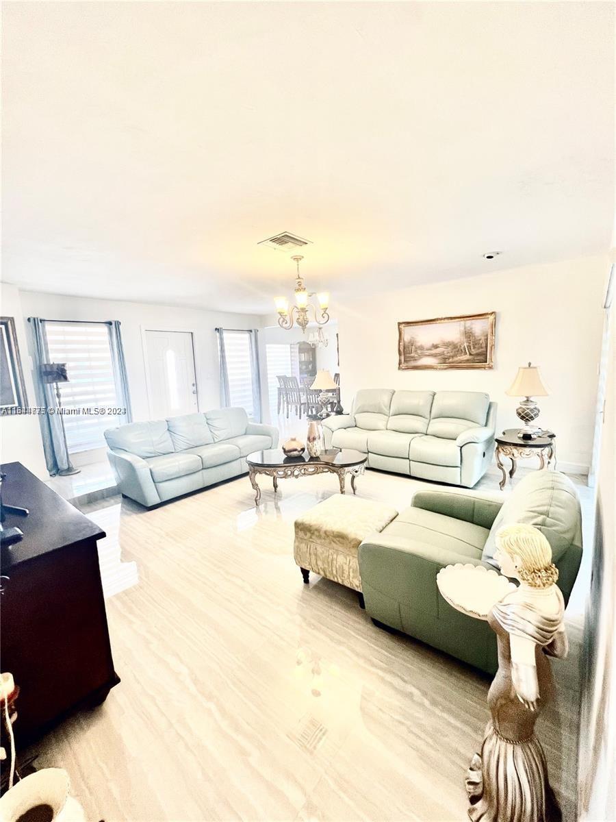 MIRAMAR ISLES SEC 2 - Residential Lease
