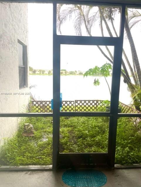 LAKESHORE CONDO #5 - Residential