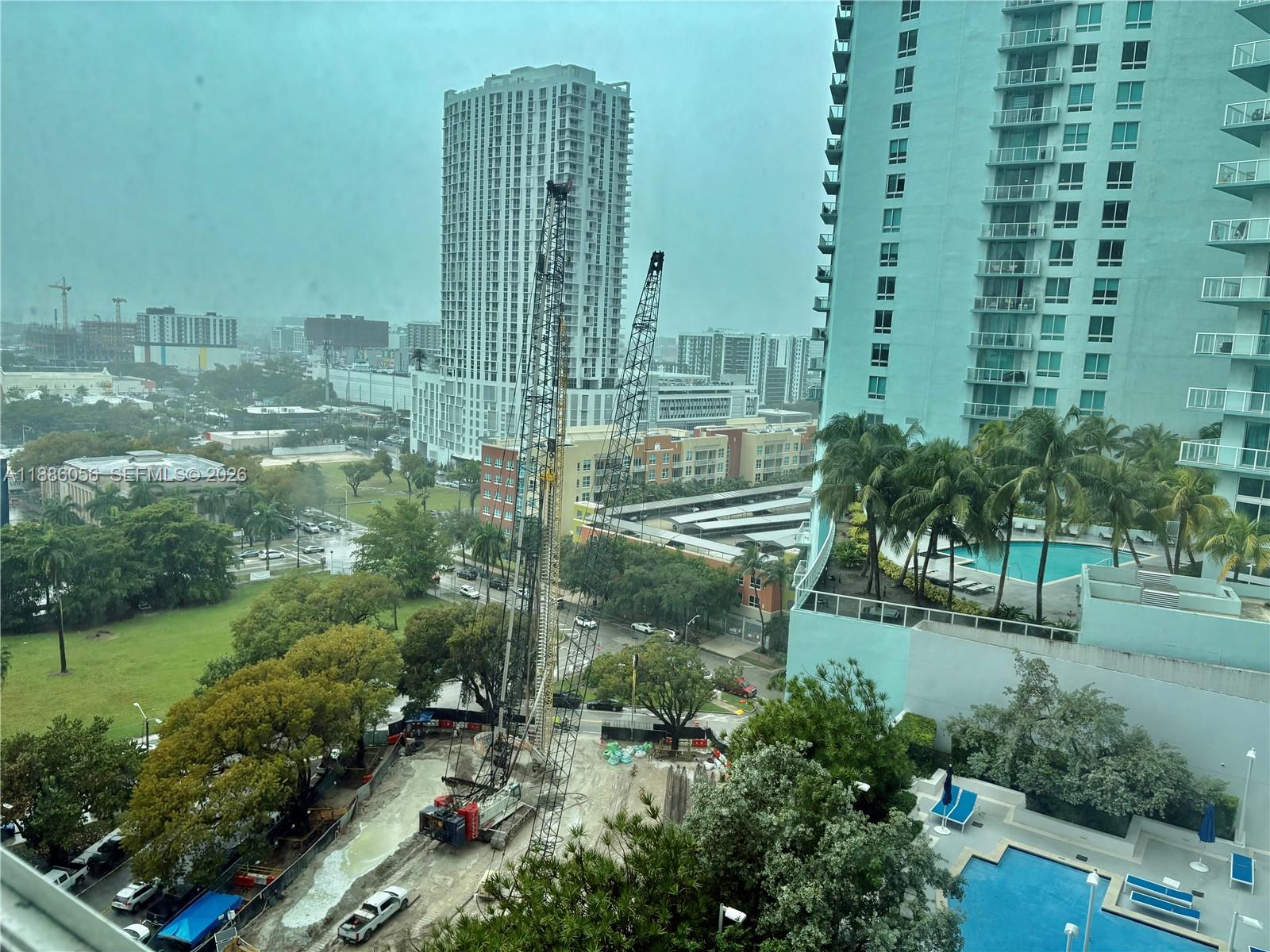 1800 CLUB CONDO - Residential Lease