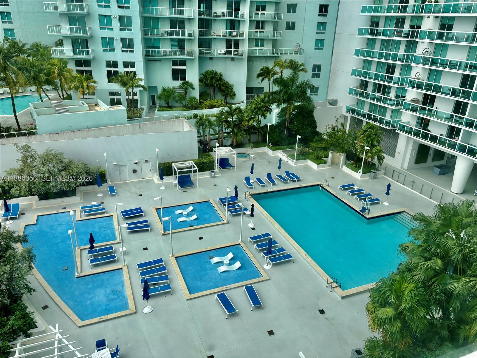 1800 CLUB CONDO - Residential Lease