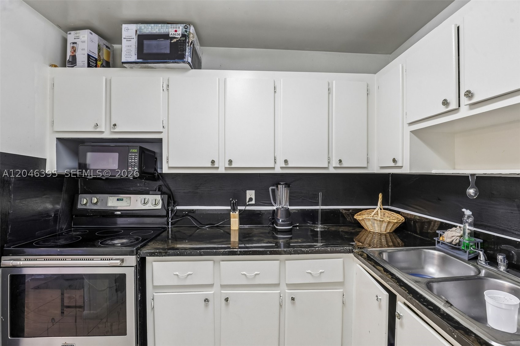 OLA CONDO - Residential