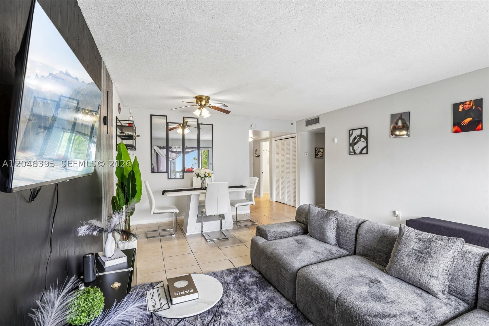 OLA CONDO - Residential