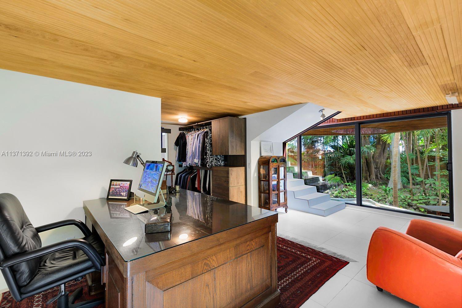 BISCAYNE PARK TERR - Residential