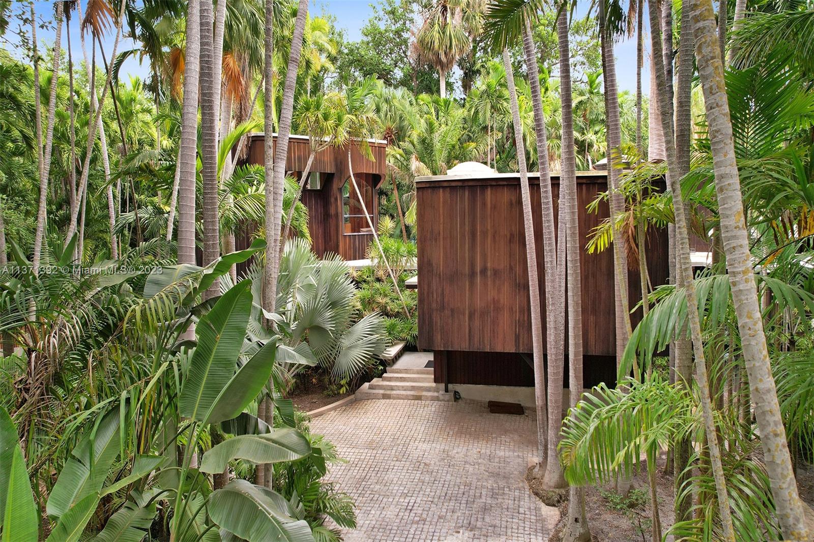 BISCAYNE PARK TERR - Residential