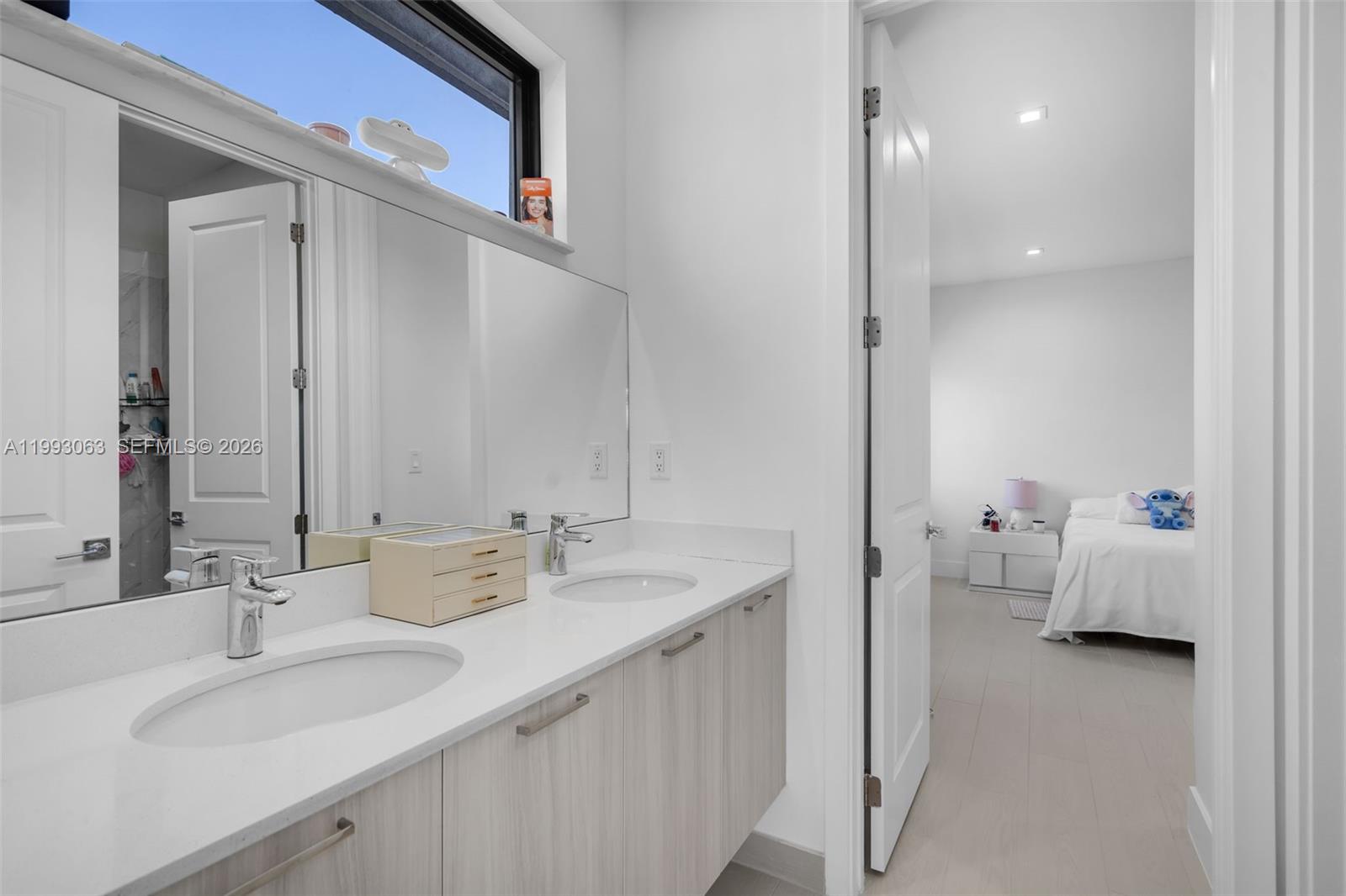 CANARIAS EAST - Residential