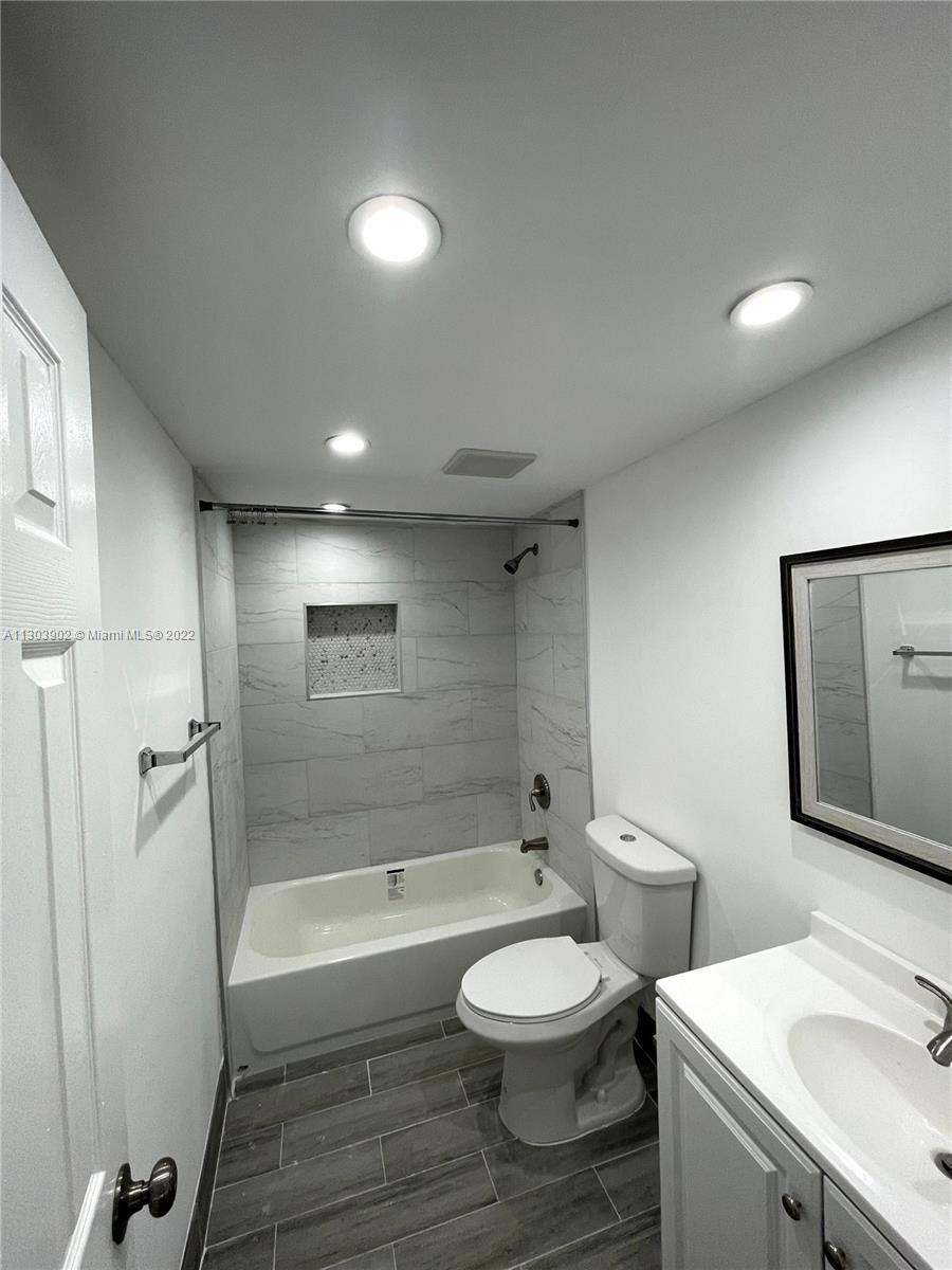 ENCLAVE AT THE PARK CONDO - Residential