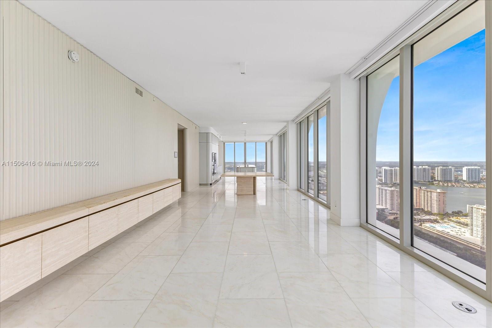 JADE SIGNATURE CONDO - Residential