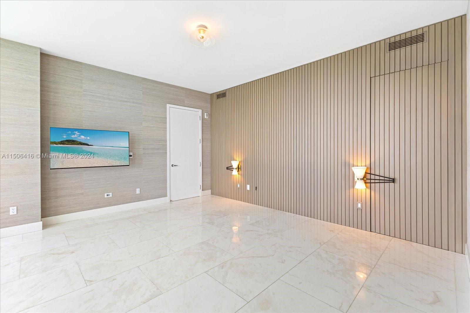 JADE SIGNATURE CONDO - Residential