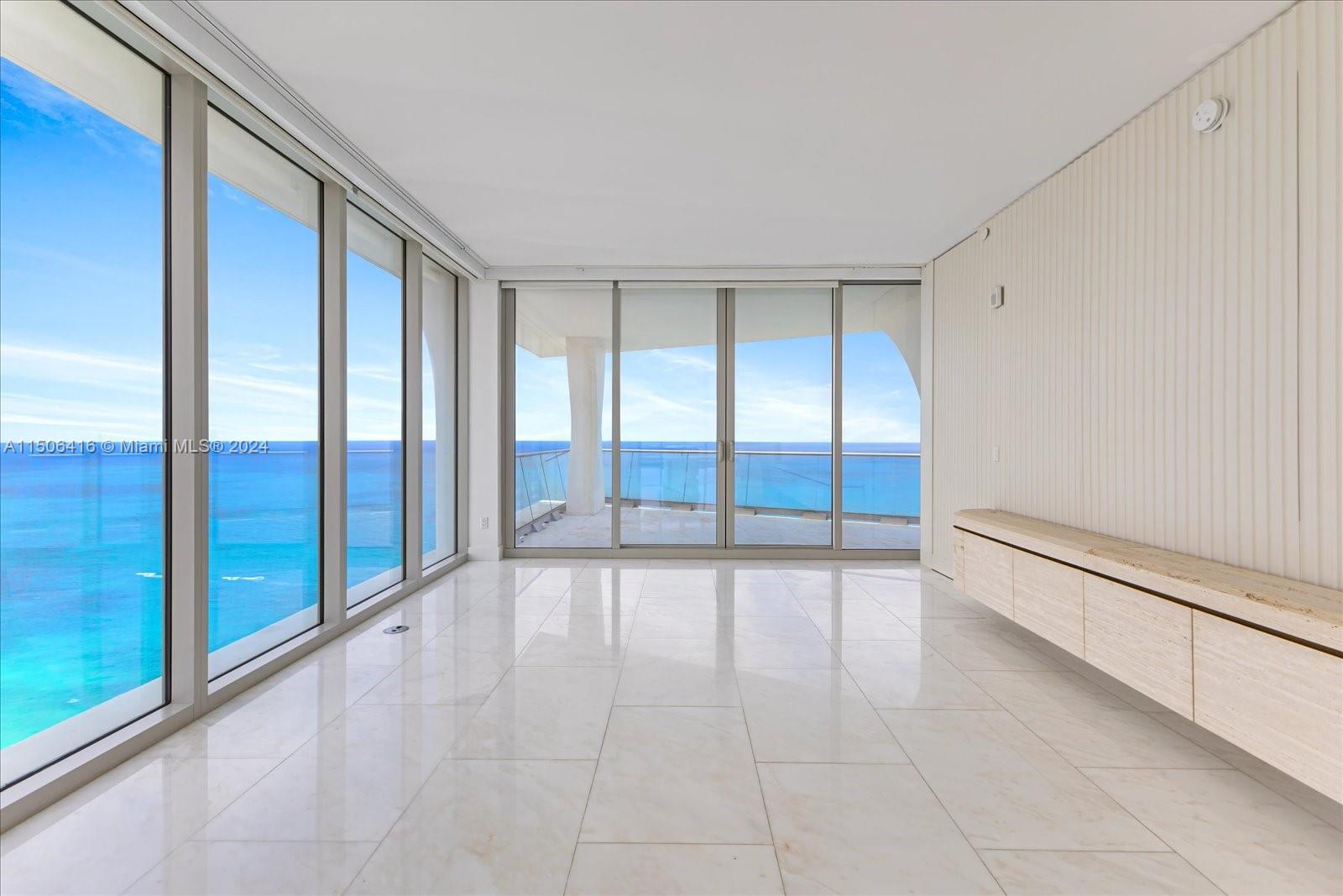 JADE SIGNATURE CONDO - Residential