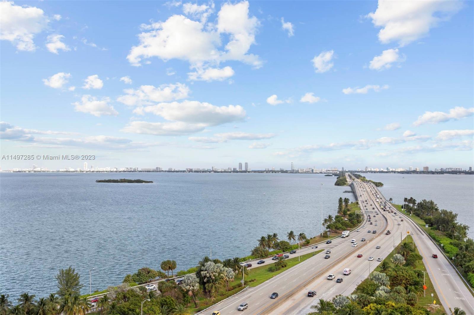 BLUE CONDO - Residential Lease