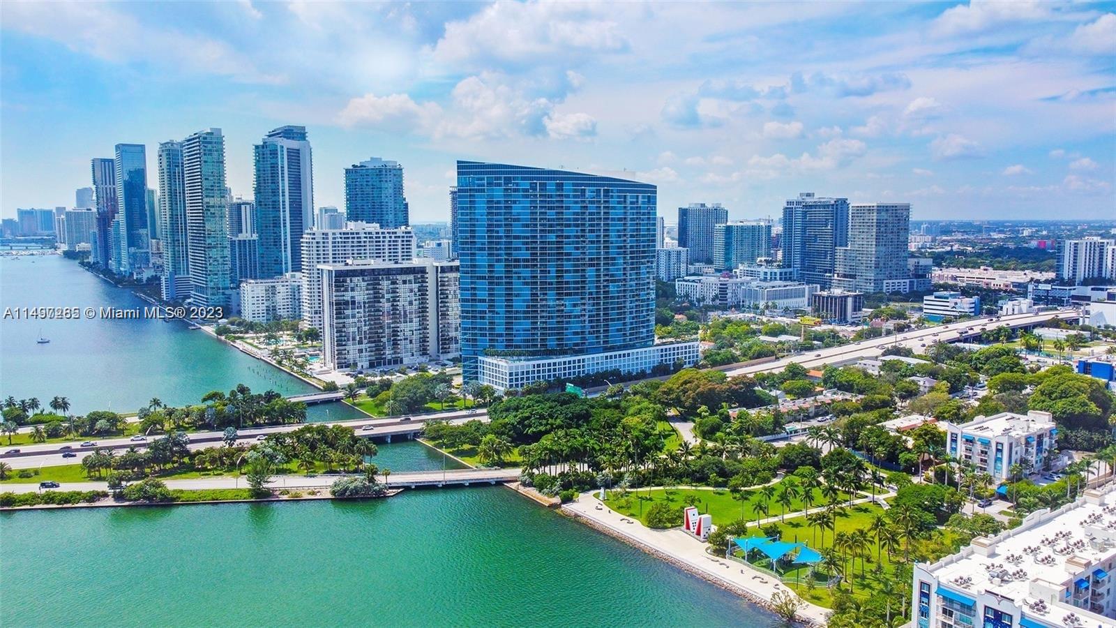 BLUE CONDO - Residential Lease