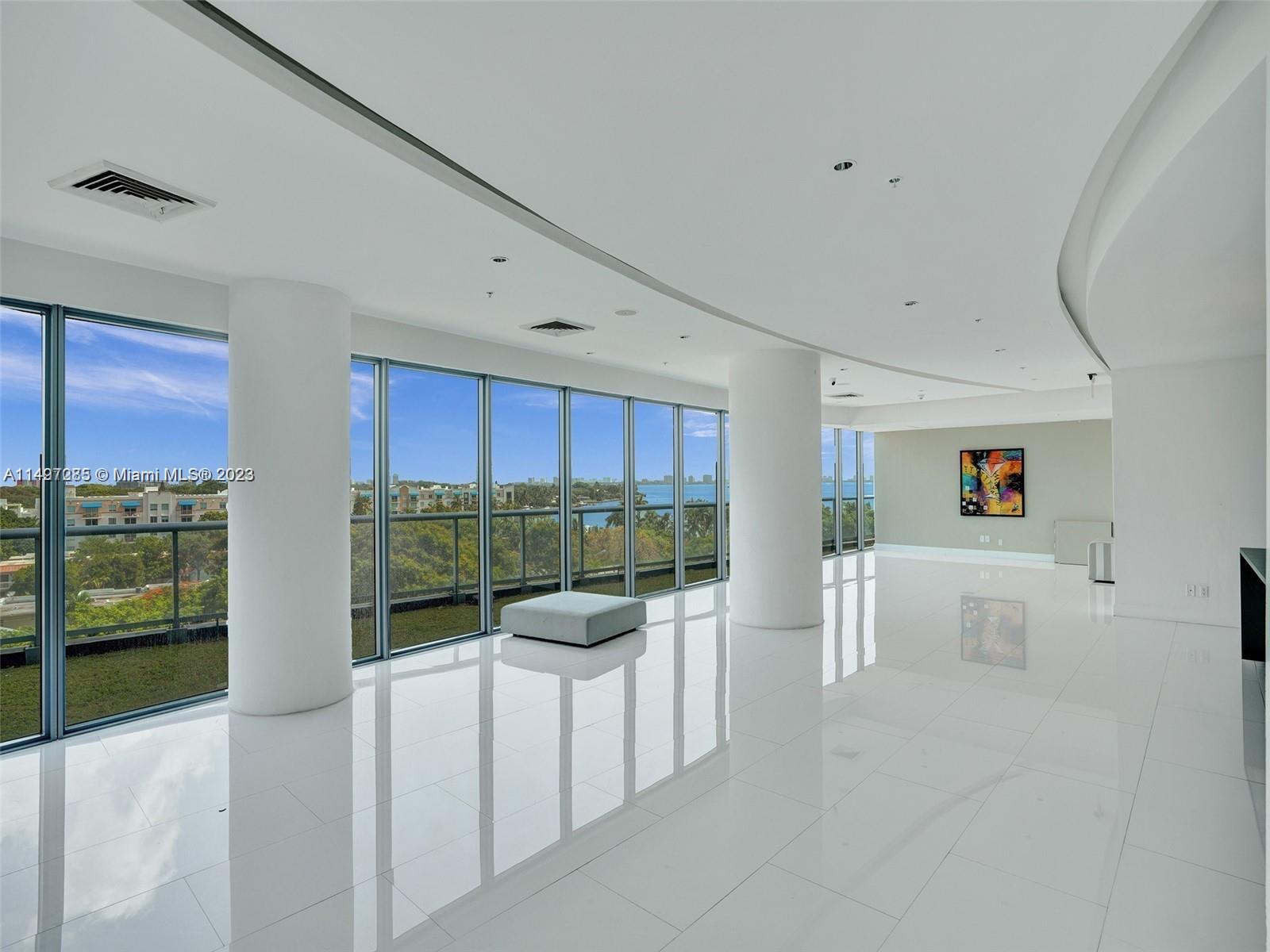 BLUE CONDO - Residential Lease