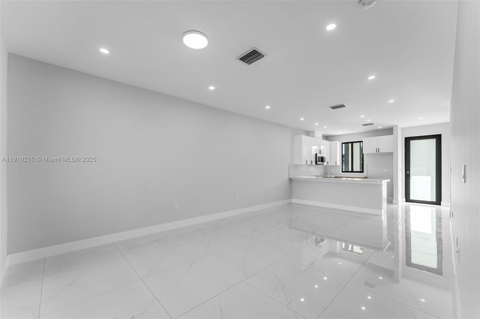 OAK SHIRE HOMES - Residential