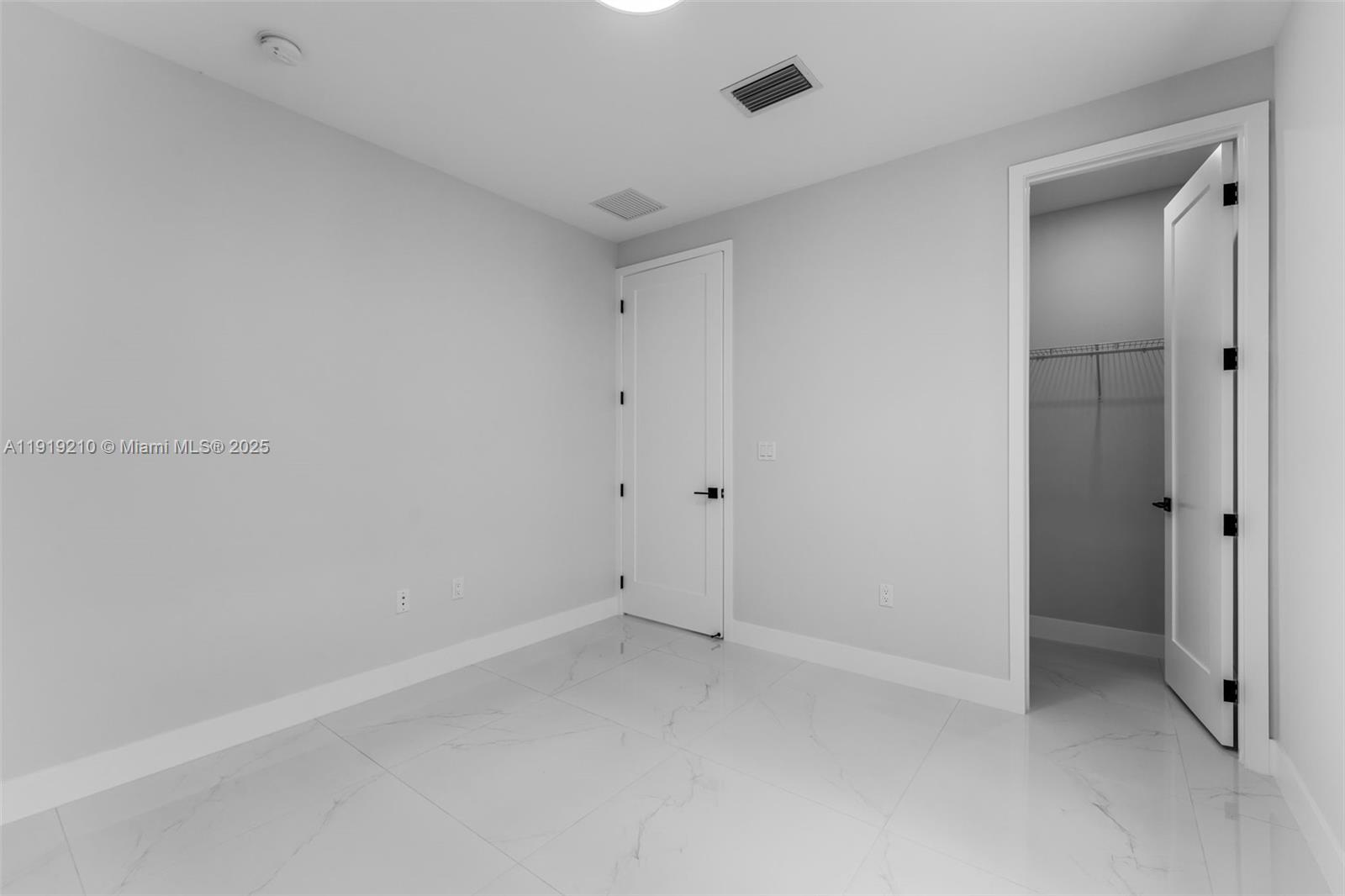 OAK SHIRE HOMES - Residential