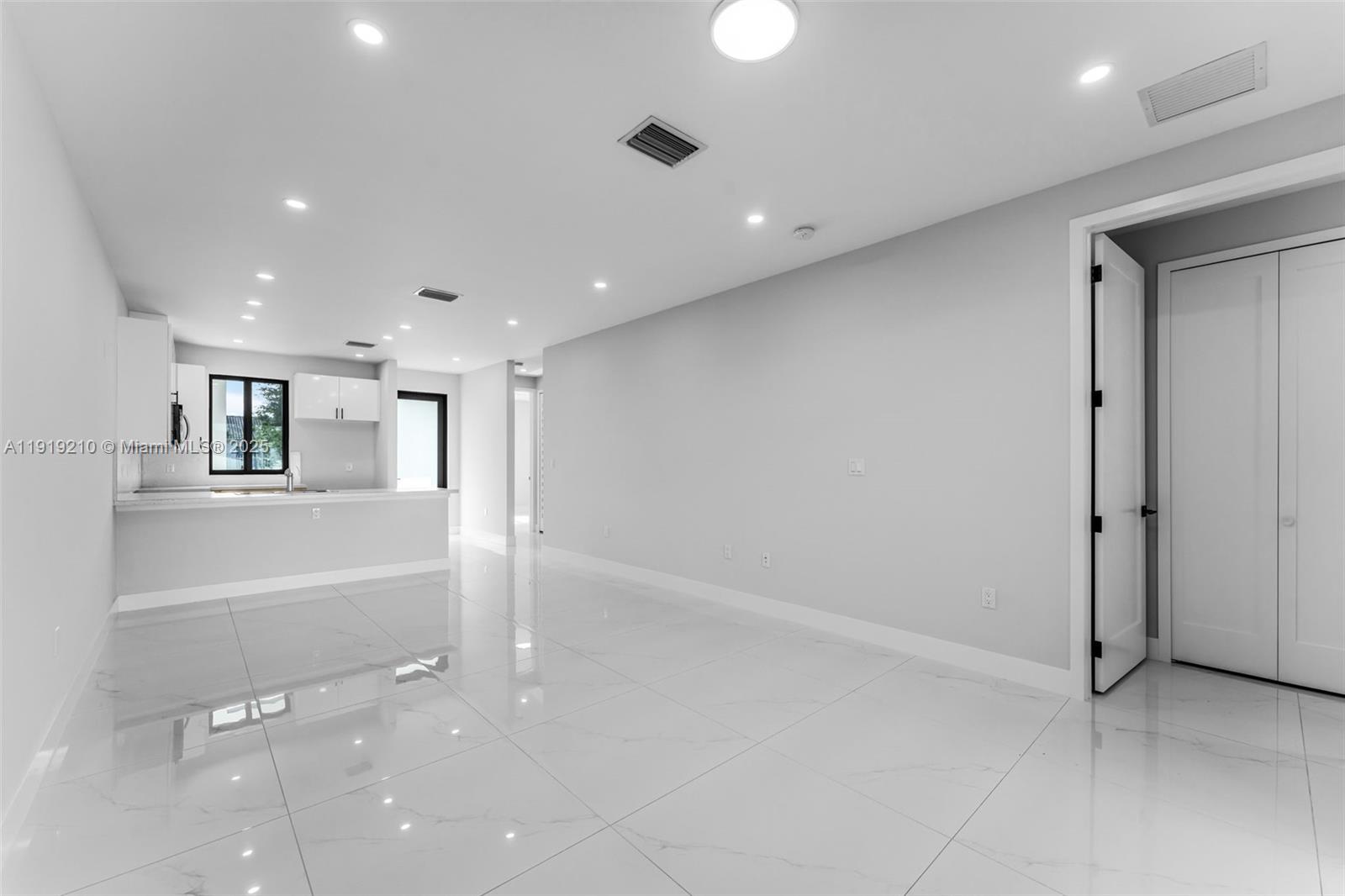 OAK SHIRE HOMES - Residential