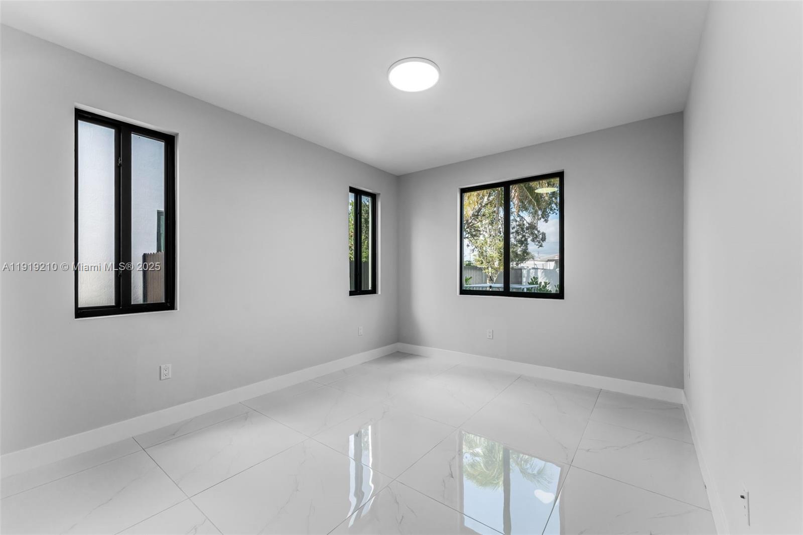 OAK SHIRE HOMES - Residential