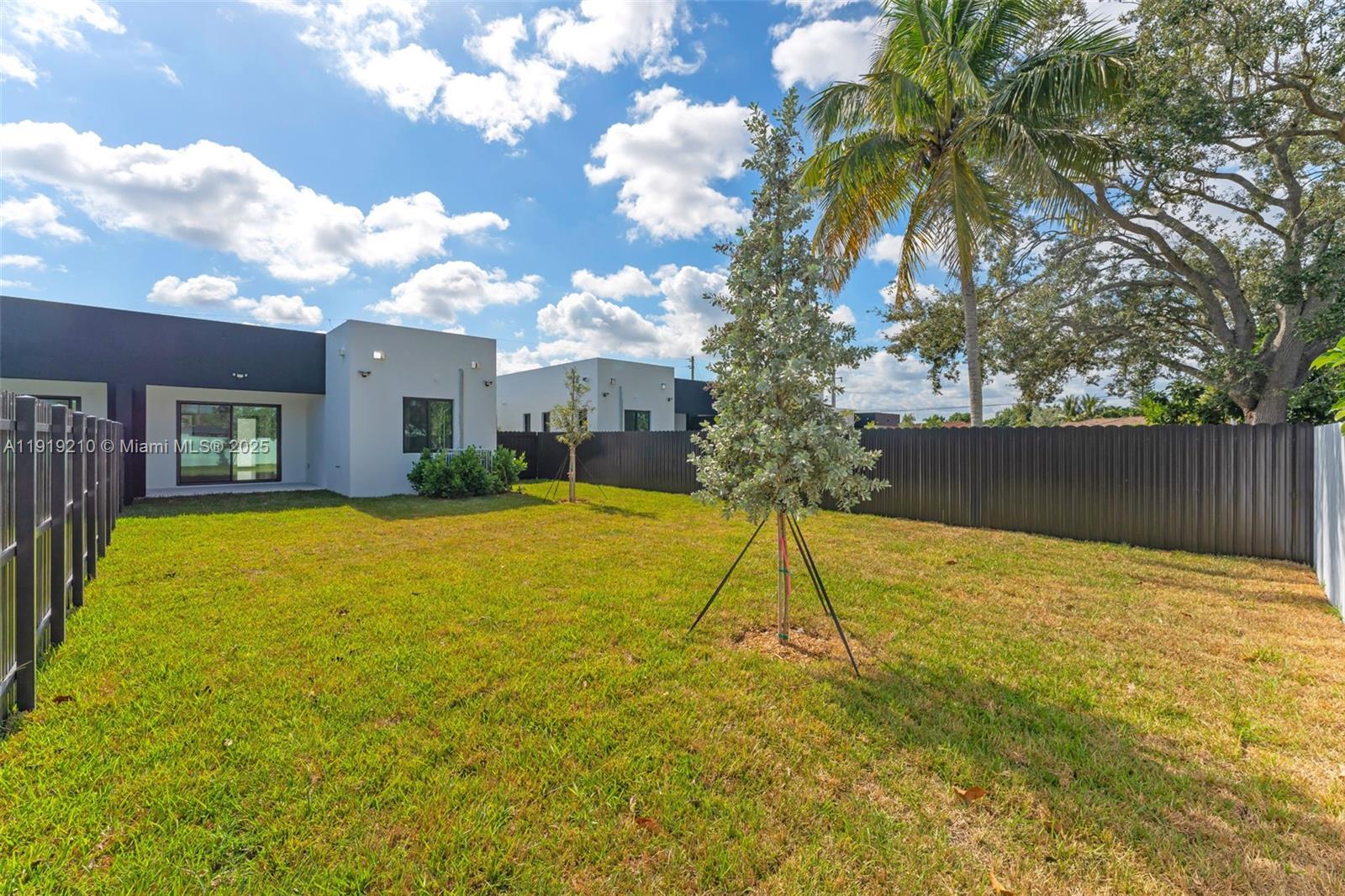 OAK SHIRE HOMES - Residential