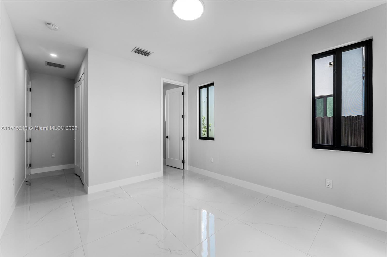 OAK SHIRE HOMES - Residential