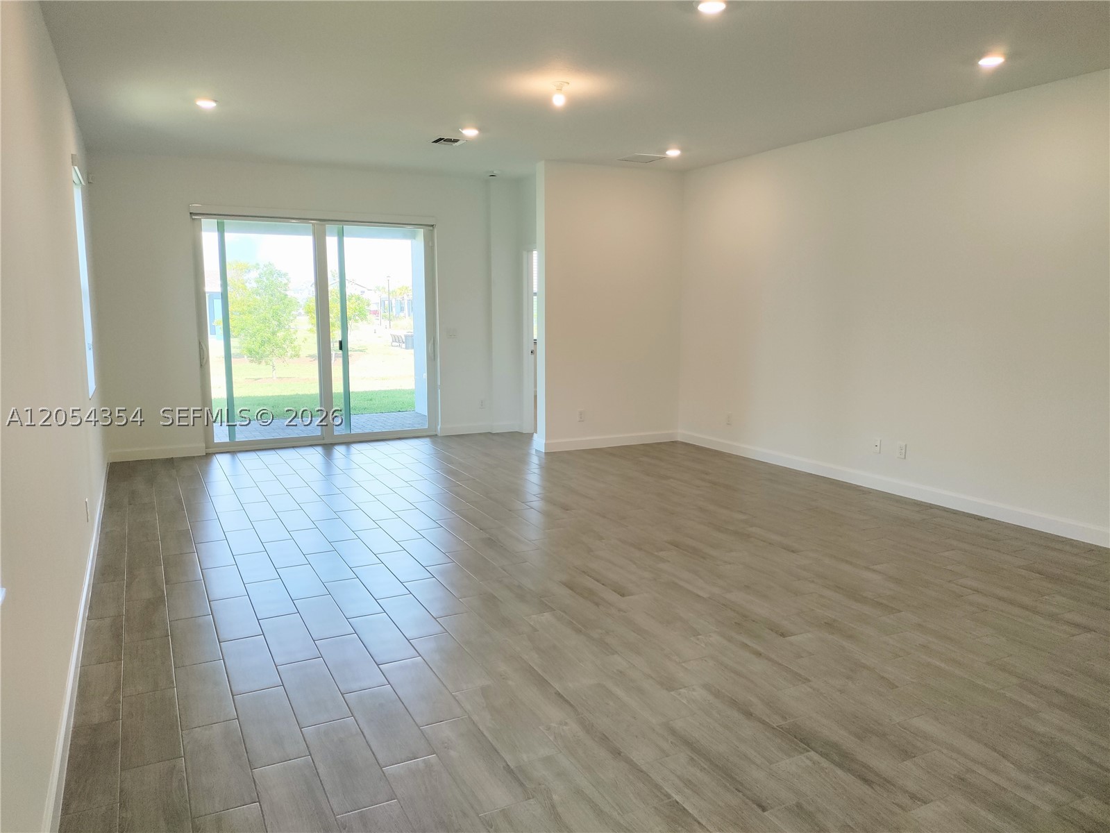 ARDEN PUD POD I SOUTH - Residential Lease