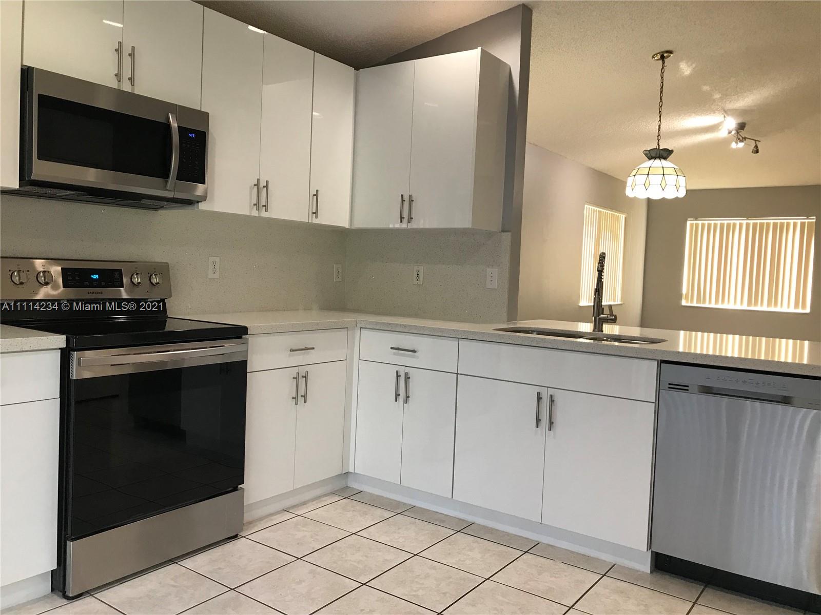 CHAPEL TRAIL II - Residential Lease
