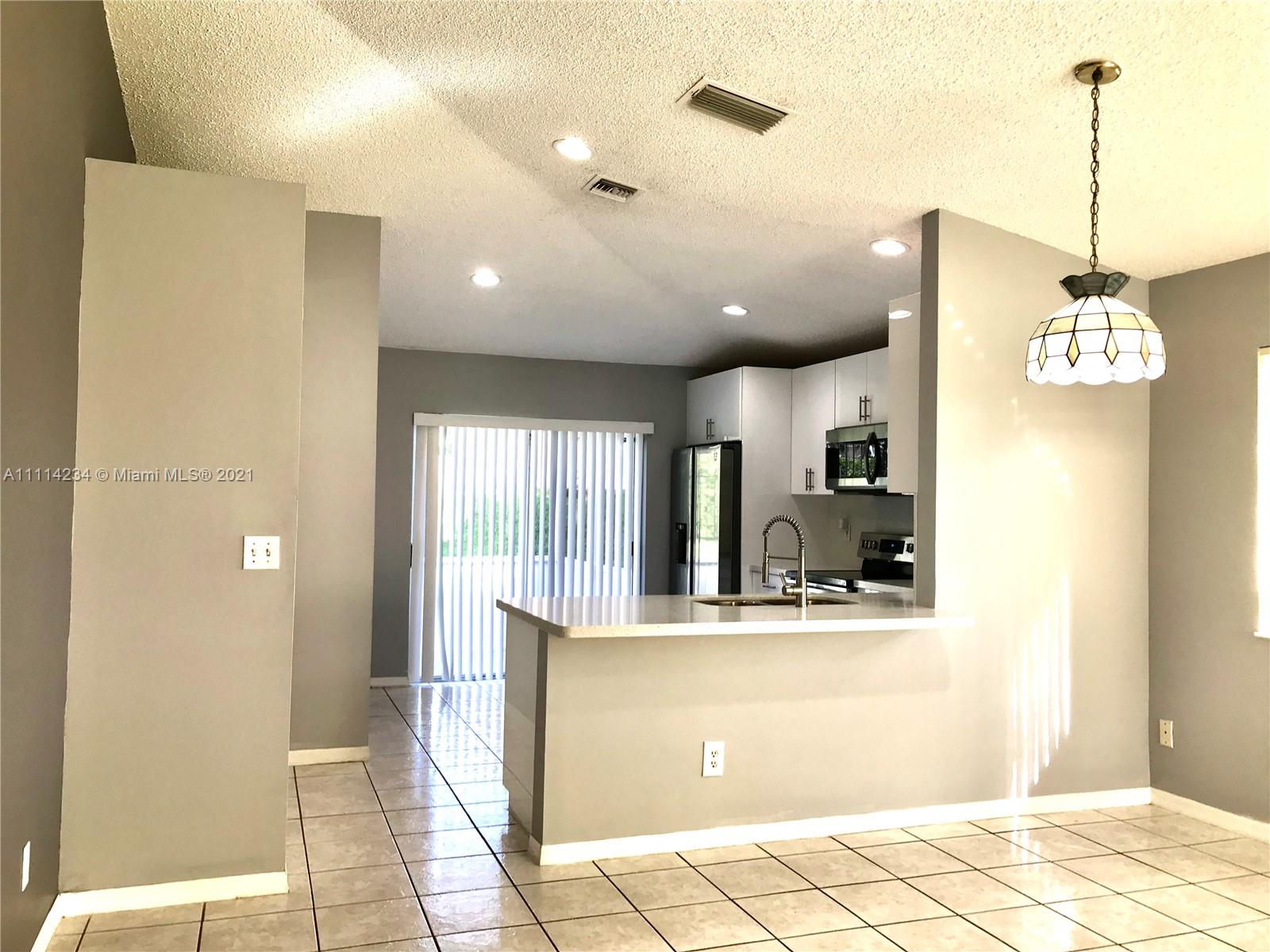 CHAPEL TRAIL II - Residential Lease