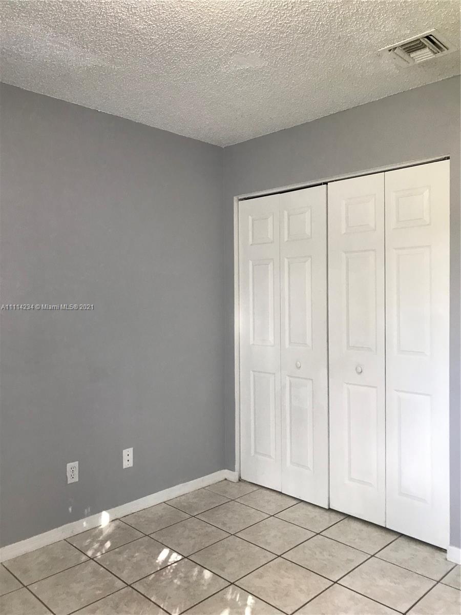 CHAPEL TRAIL II - Residential Lease