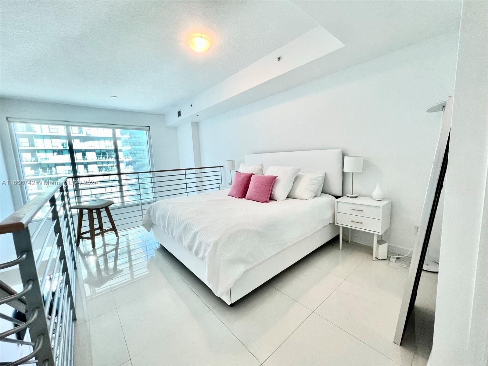 INFINITY AT BRICKELL COND - Residential Lease