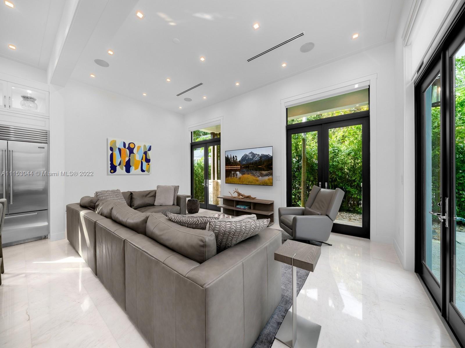 CORAL GABLES COUNTRY CLUB - Residential