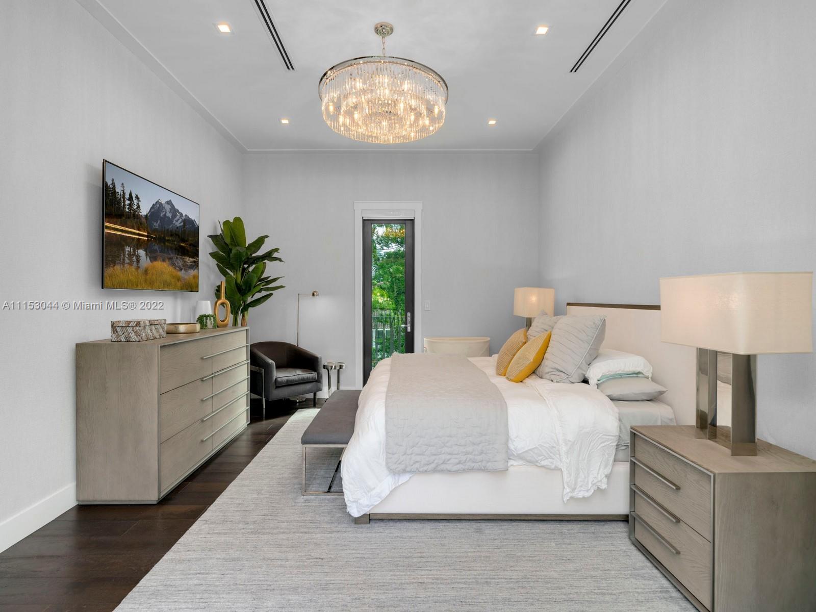 CORAL GABLES COUNTRY CLUB - Residential