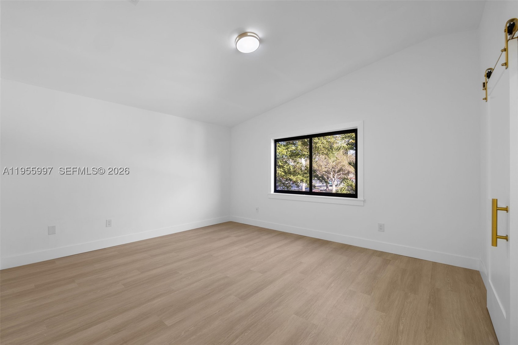 CHANTARELLE AT THE HAMMOC - Residential