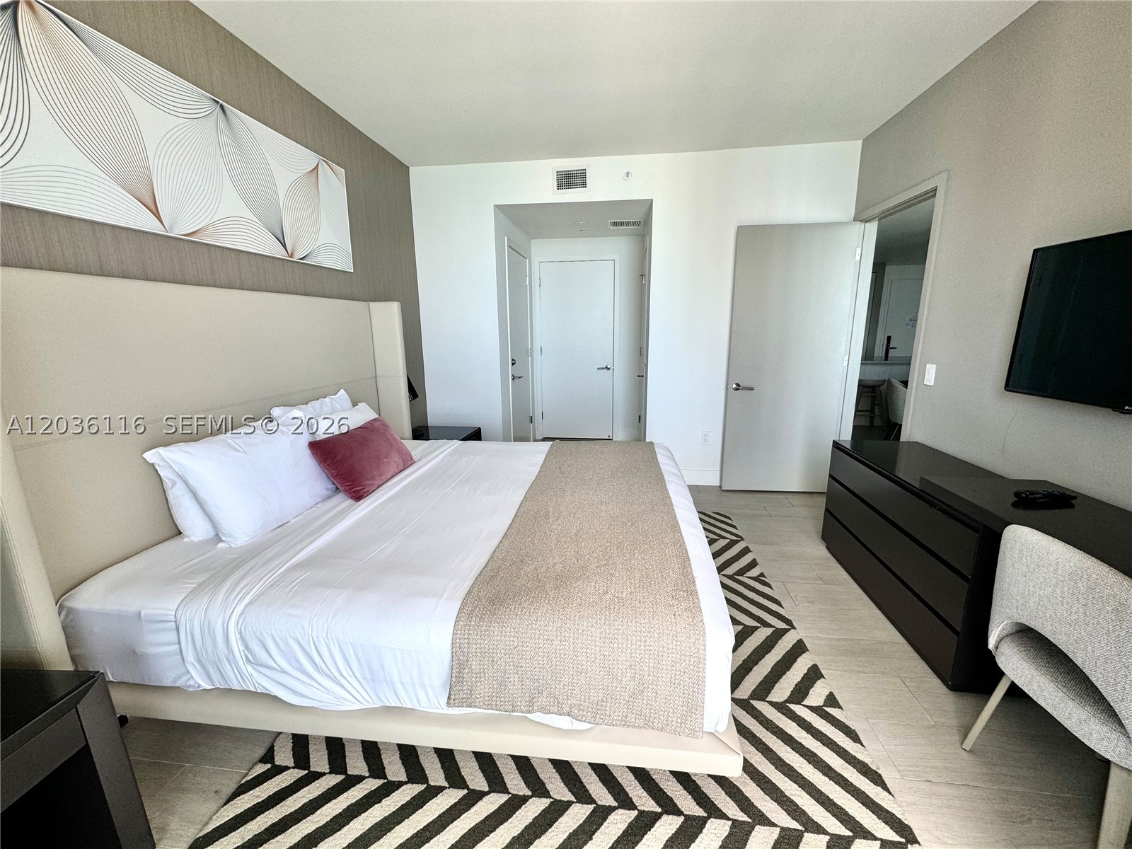 4010 SOUTH OCEAN CONDO - Residential