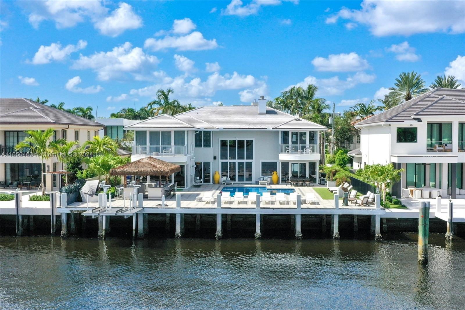 SEA ISLAND - Residential