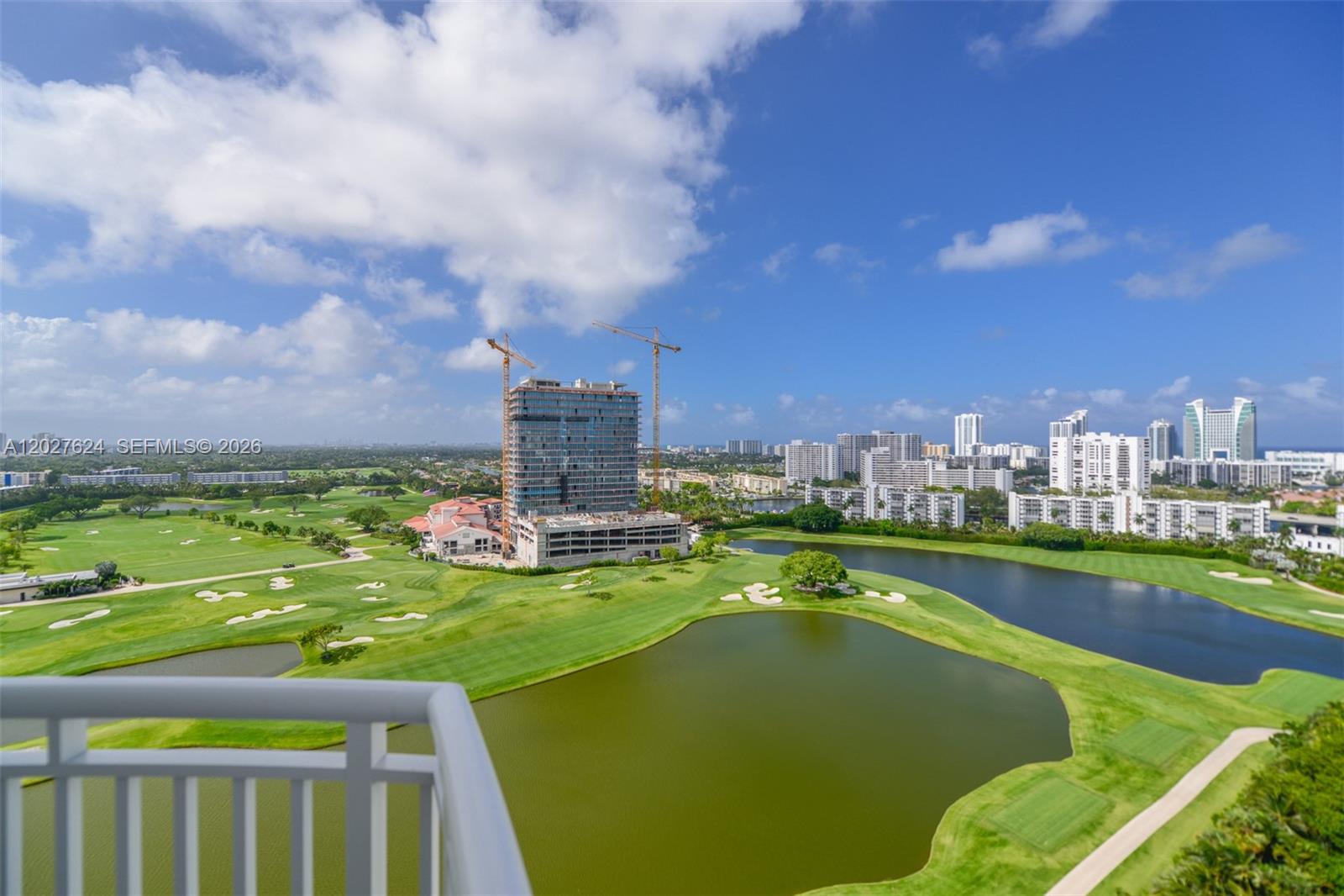 3 BEDROOMS, 2 1/2 BATHROOMS AMAZING APARTMENT AT THE DUO WEST CONDO. BEAUTIFUL GOLF VIEW, WATER VIEWS AND A WRAP - AROUND BALCONY. THE UNIT IS LOCATED NEAR THE NEW SHELL BAY MILLION DOLLAR PROPERTY. WALK TO YOUR SHOPPING CENTER AT DIPLOMAT PLAZA. AMENITIES INCLUDE GORGEOUS POOL, GYM, GARAGE PARKING. DO NOT MISS THIS OPPORTUNITY. CALL LISTING AGENT.