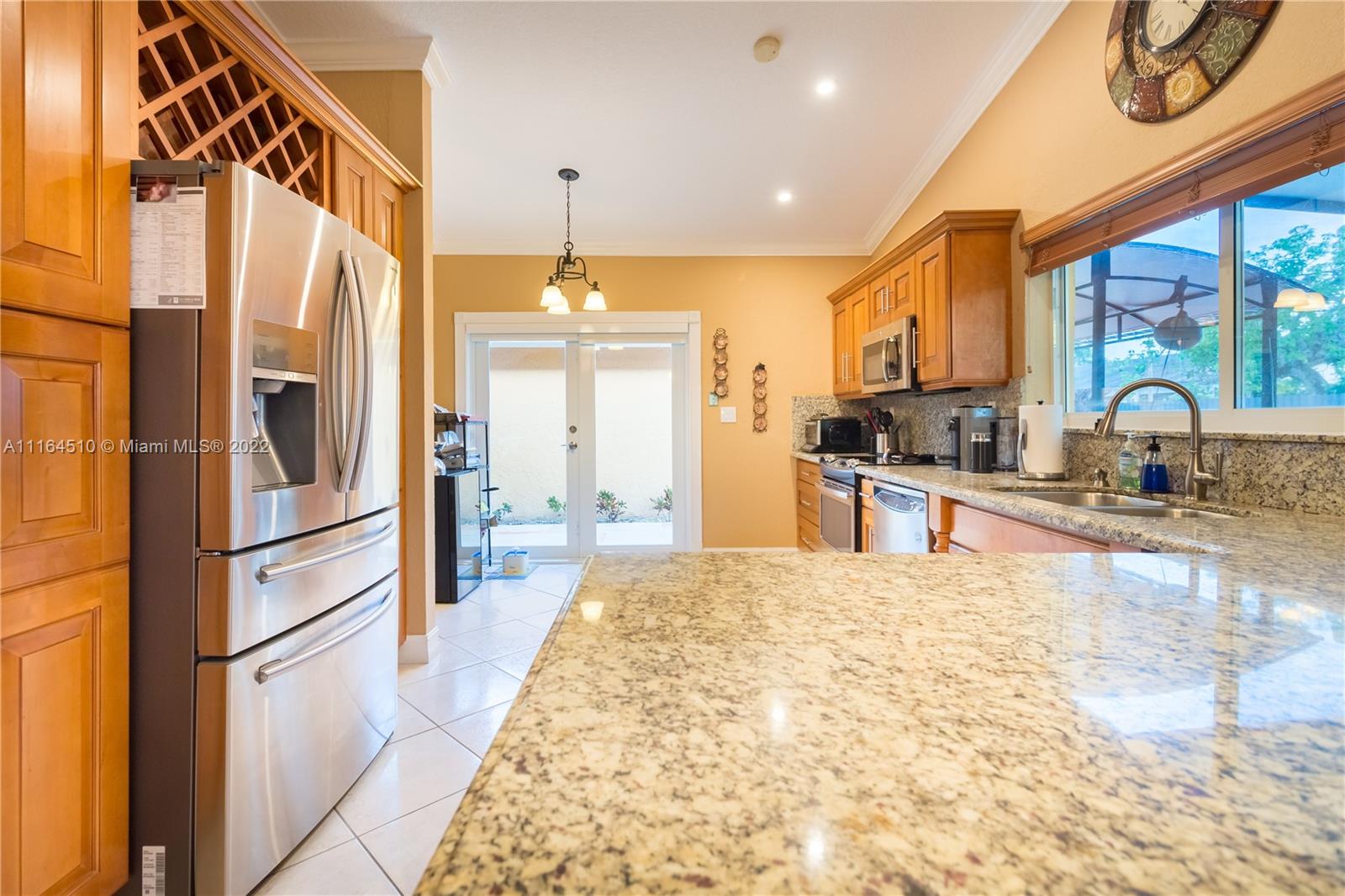 KENDALL PLACE - Residential