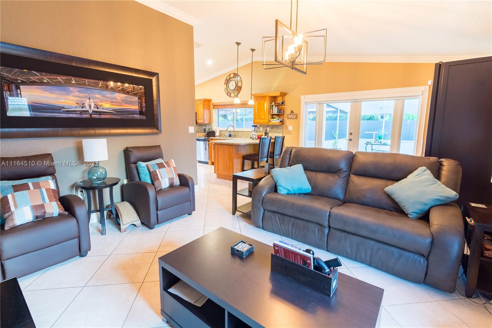 KENDALL PLACE - Residential