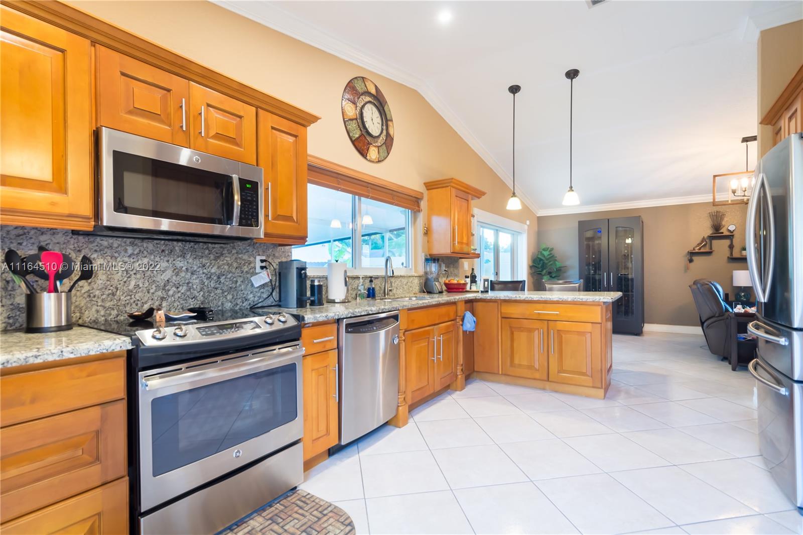 KENDALL PLACE - Residential
