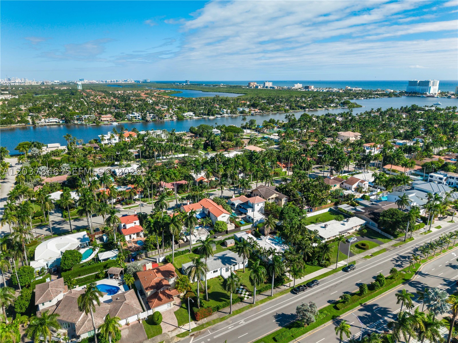 HOLLYWOOD LAKES SECTION - Residential Lease