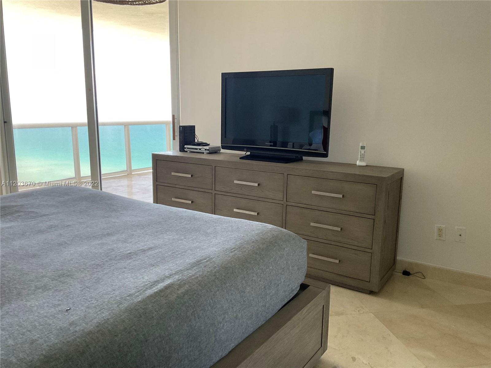 BLUE DIAMOND CONDO - Residential Lease