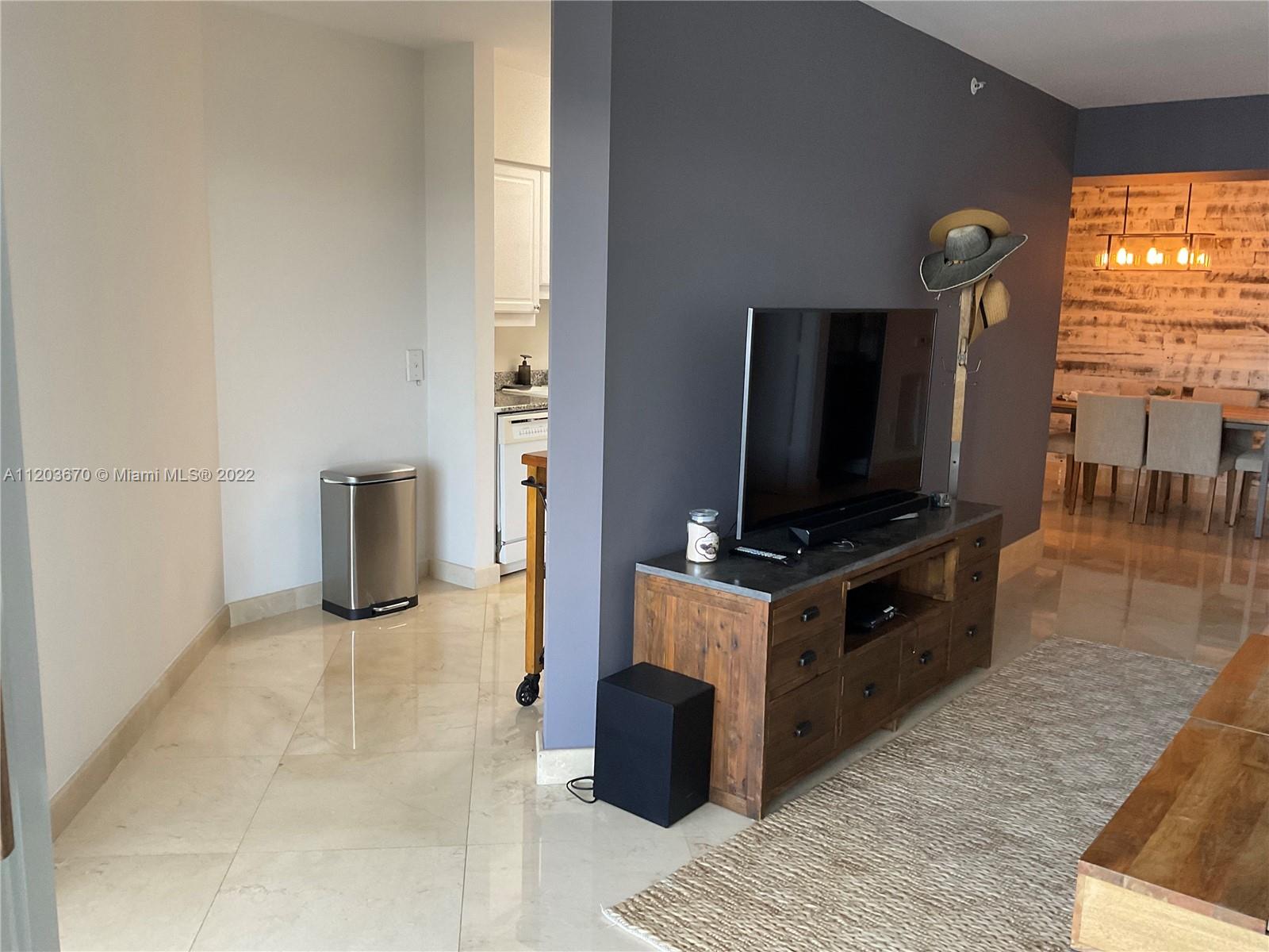 BLUE DIAMOND CONDO - Residential Lease