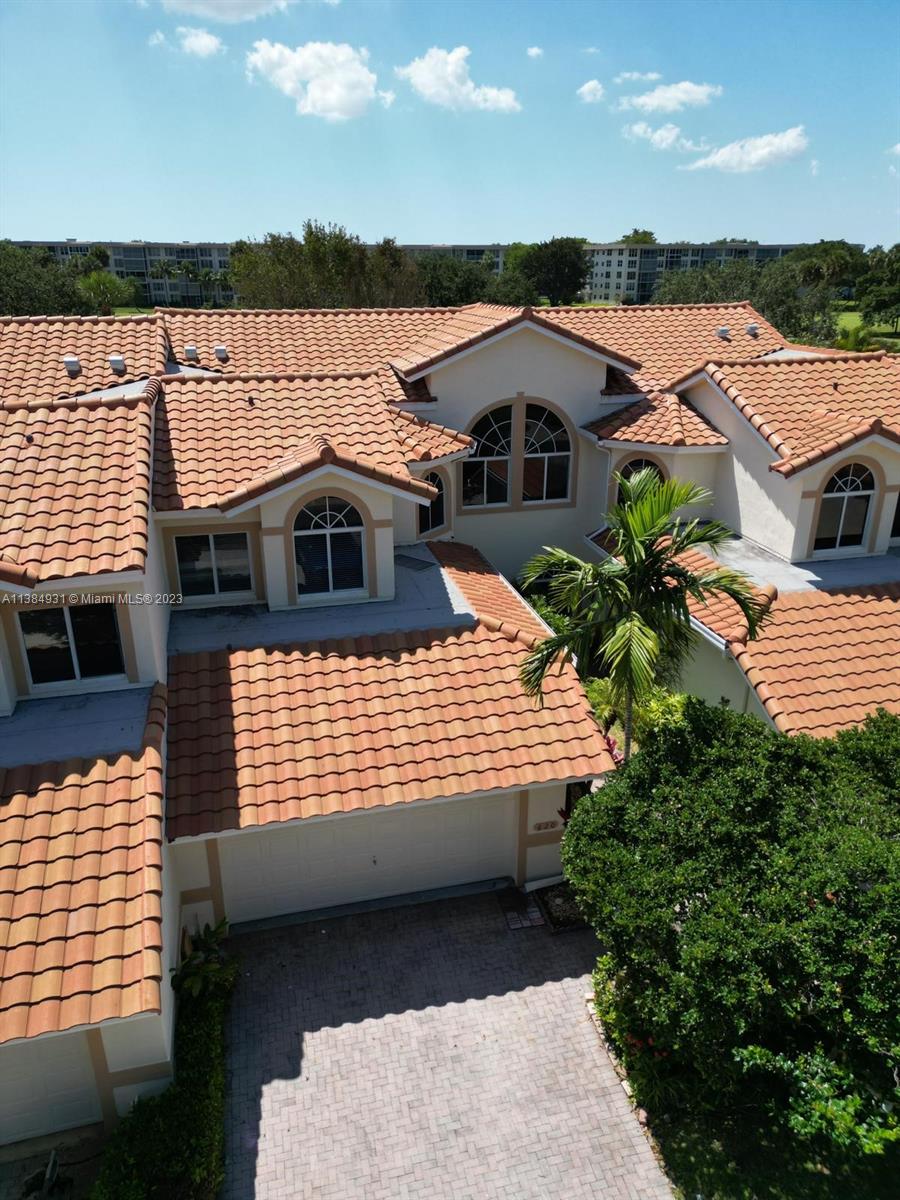 PALM AIRE OAKS COURSE EST - Residential