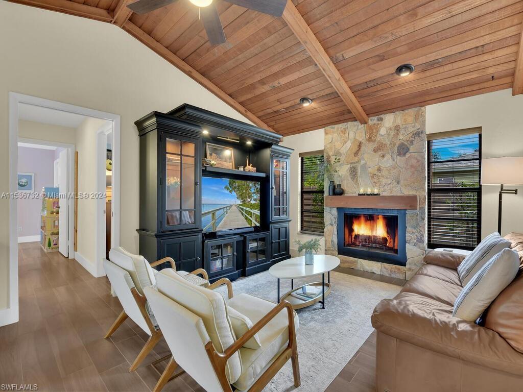Whiskey Creek - Residential