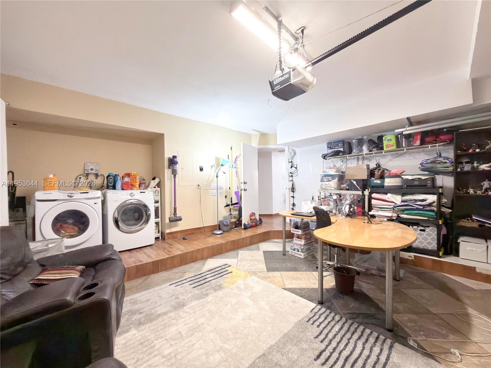 LAKE POINTE SEC 2 - Residential