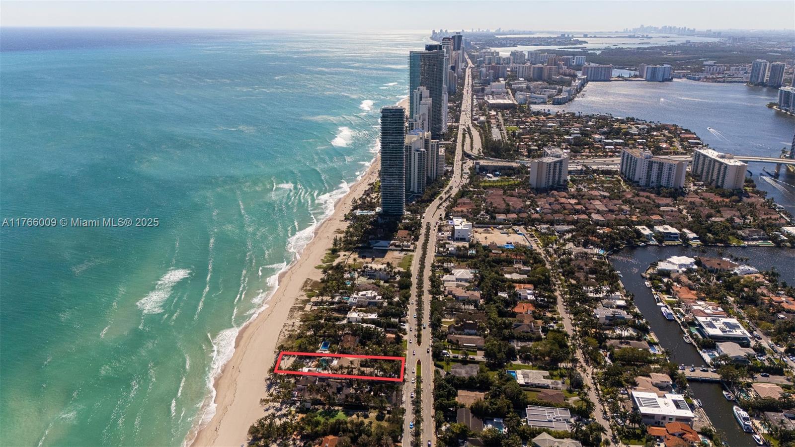 GOLDEN BEACH SEC C - Residential
