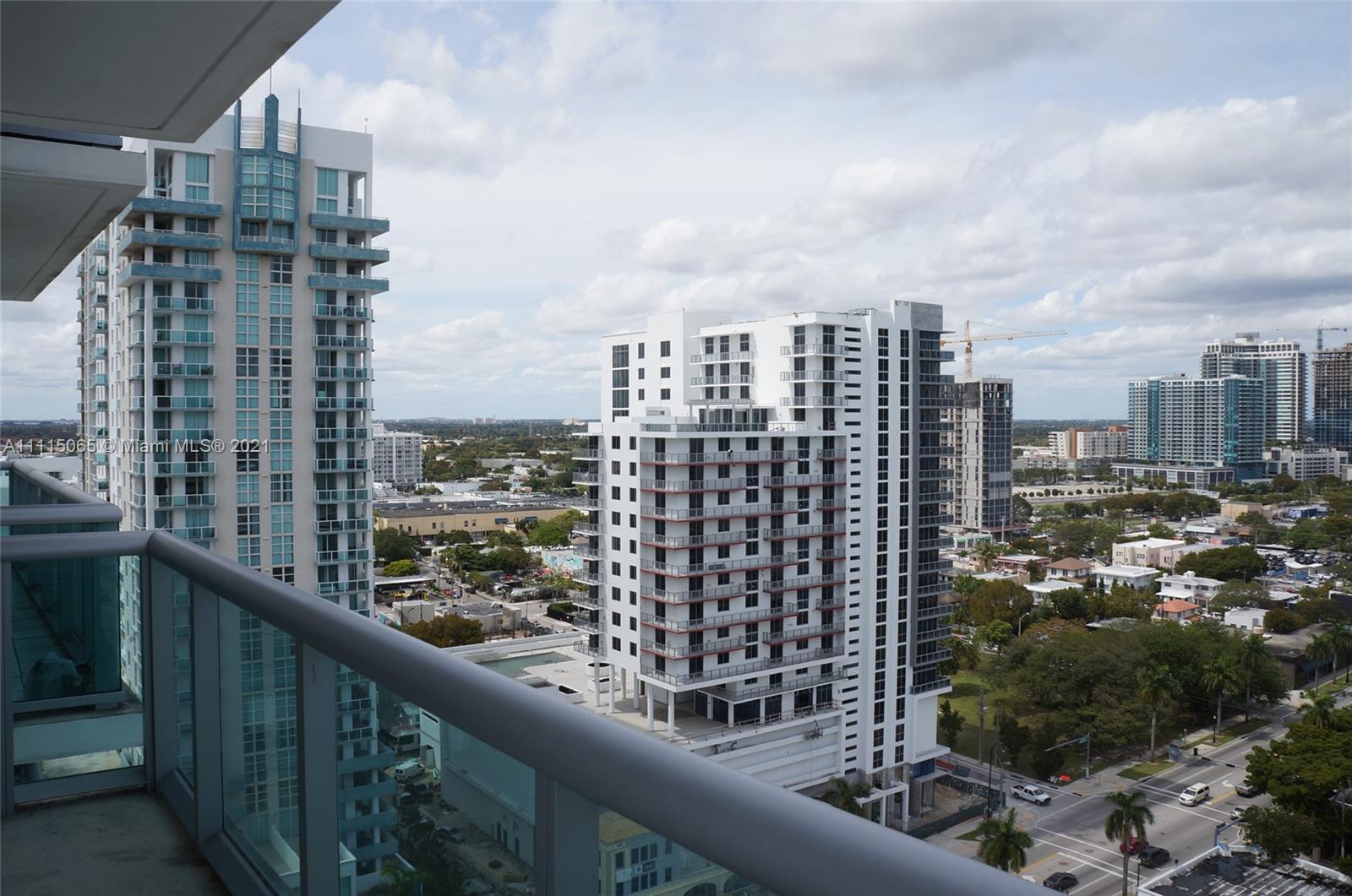 GALLERY ART CONDO - Residential Lease