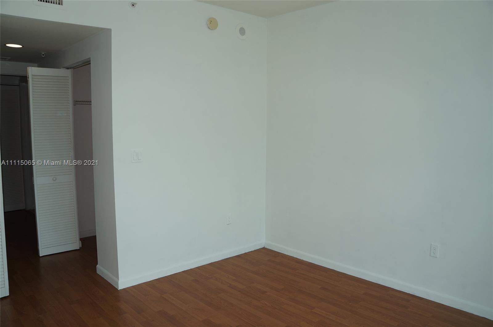 GALLERY ART CONDO - Residential Lease