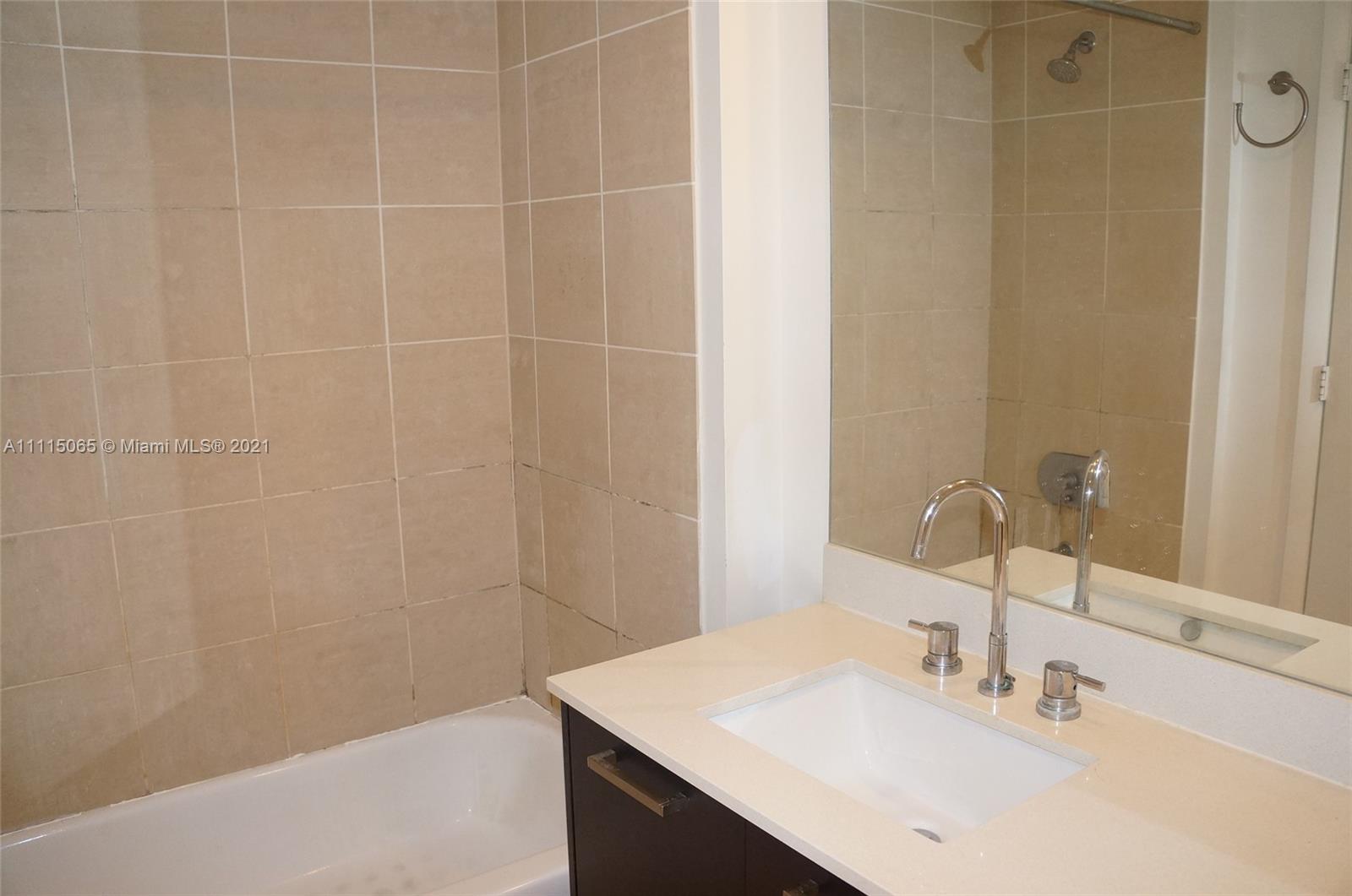 GALLERY ART CONDO - Residential Lease