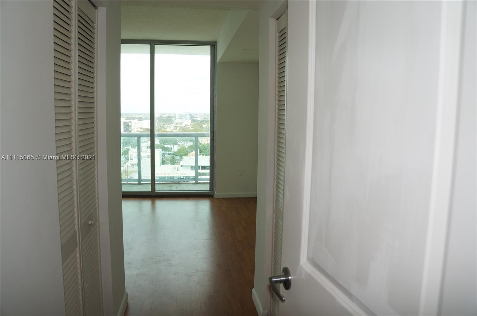 GALLERY ART CONDO - Residential Lease