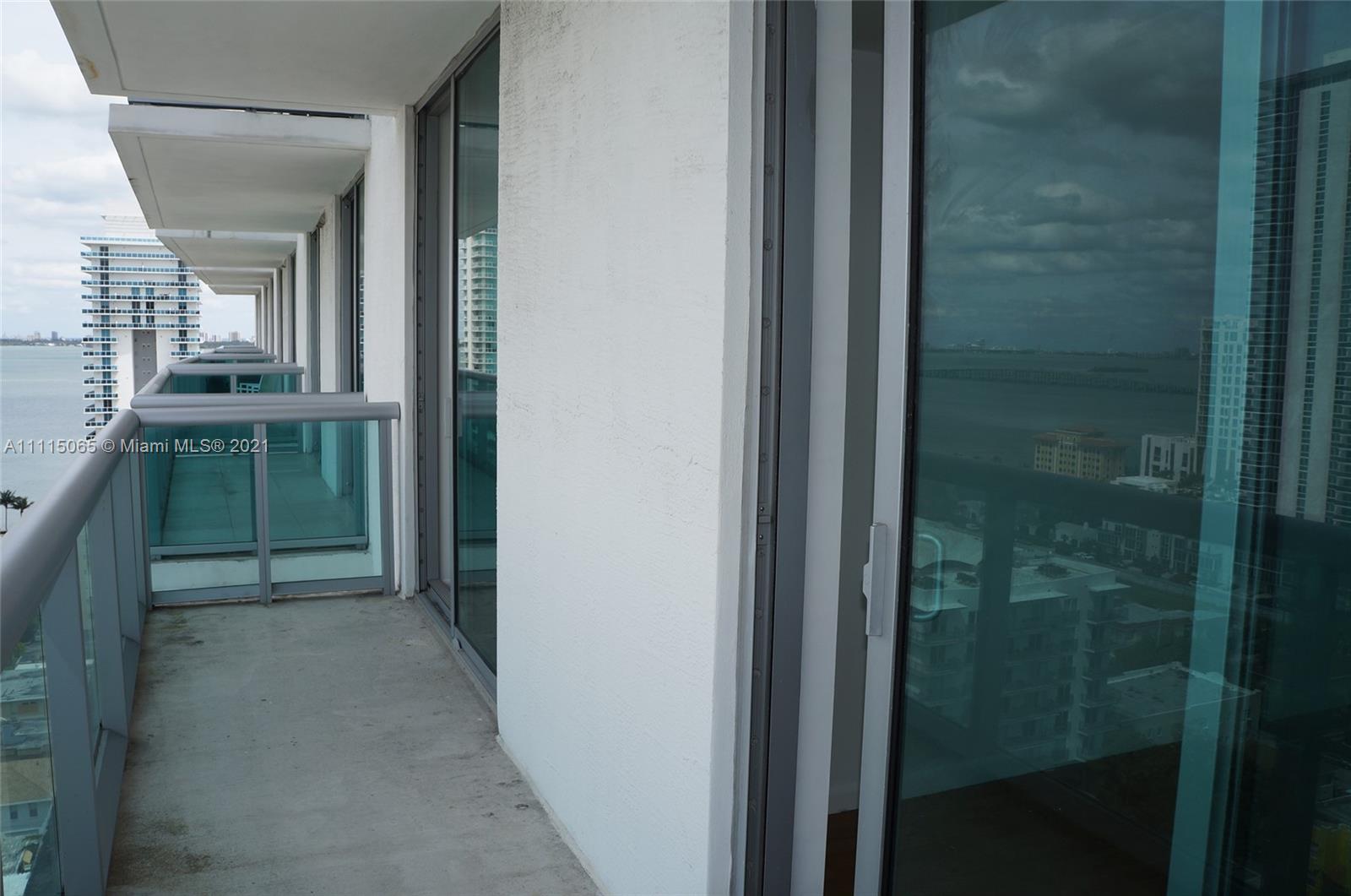 GALLERY ART CONDO - Residential Lease