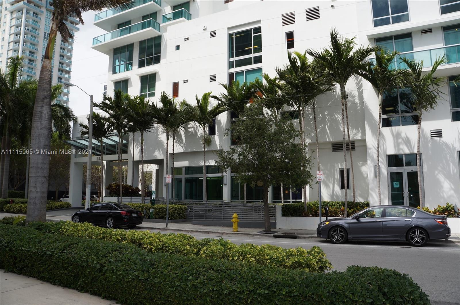 GALLERY ART CONDO - Residential Lease