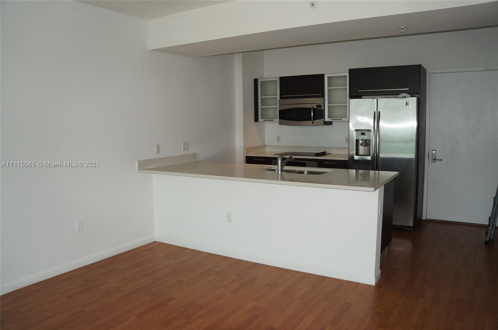 GALLERY ART CONDO - Residential Lease